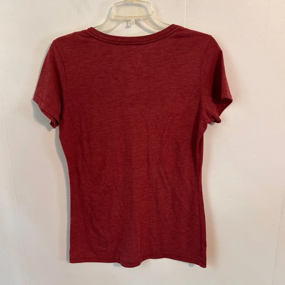 Nike FSU Seminoles Womens Large Slim Fit V-Neck T-Shirt Garnet Red Noles Logo